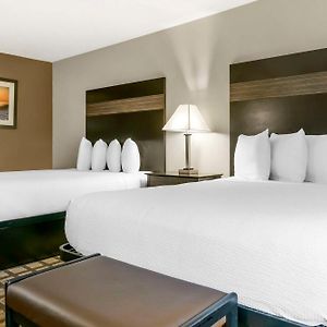 Queen Room Two Queen Beds